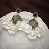Vintage Shell Bloom Earrings